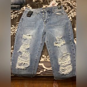 Brand new pants never been worn still have the tags